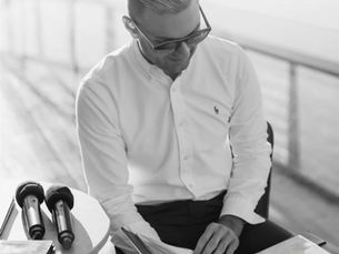 benn stone helping couples write wedding vows