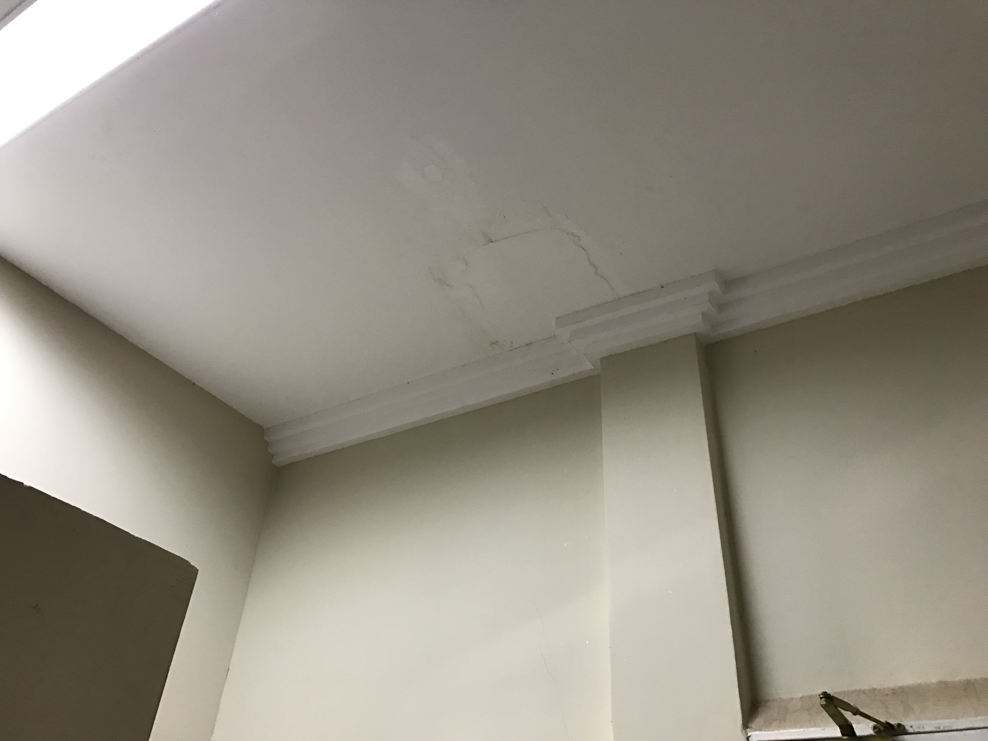 Placa de Gesso Danificada