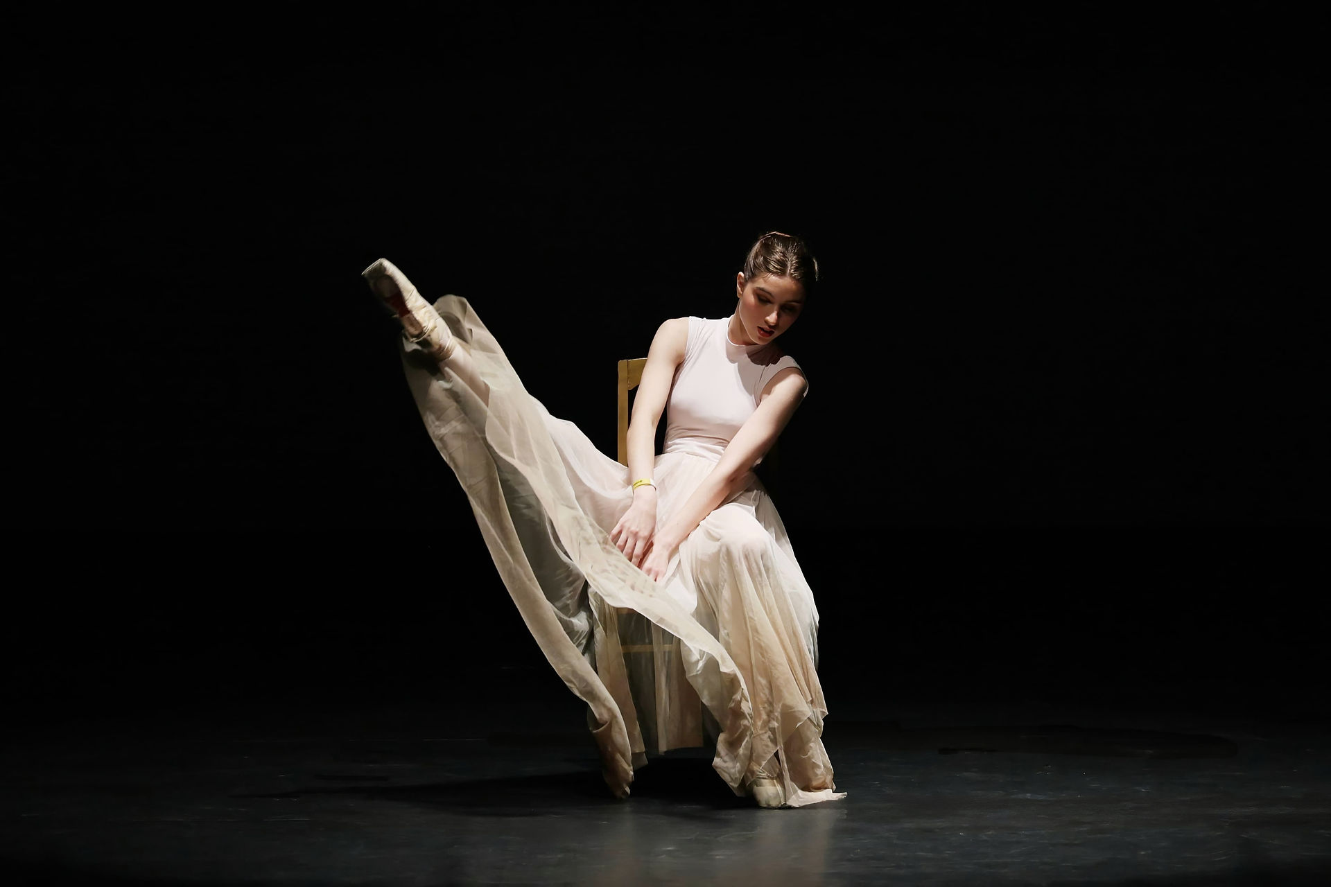 Bailarina do BTO, tradicional escola de ballet e teatro em Jundiaí, se apresentando no 21º Vida ao Corpo Festival Internacional de Dança, realizado em São Paulo.