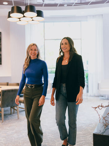Emily Cardamon and Eliza Connor posing together.
