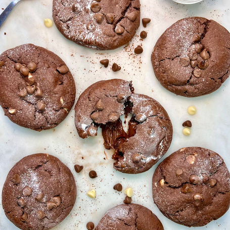 Nutella Filled Chocolate Cookies