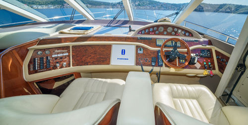 PRINCESS 65