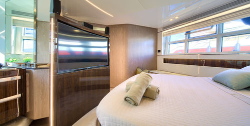 AZIMUT S7