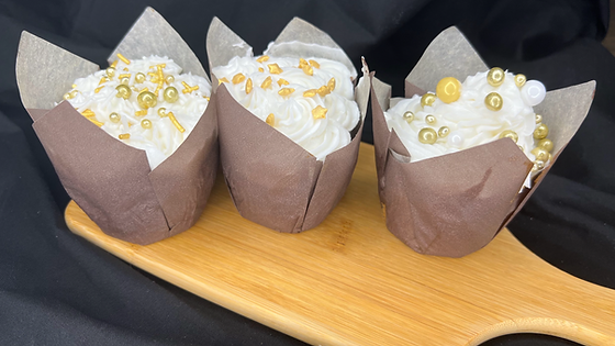 Large Cup Cakes