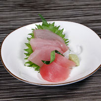 Sashimi-Set1-TB.jpg