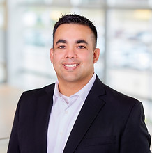 Oscar Hernandez III Business Picture.jpg