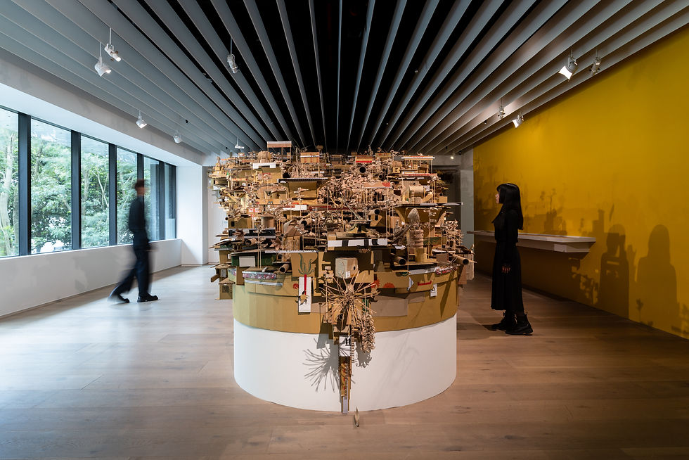 菲律賓藝術家阿奎禮贊夫婦,全新現地創作的大型裝置《居所:(在某處)另一個國家計畫》 ©忠泰美術館