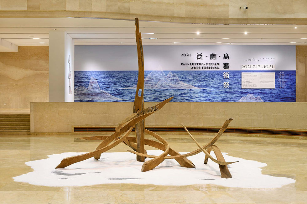 拉黑子．達立夫《站立之舞》【攝影：王世邦】