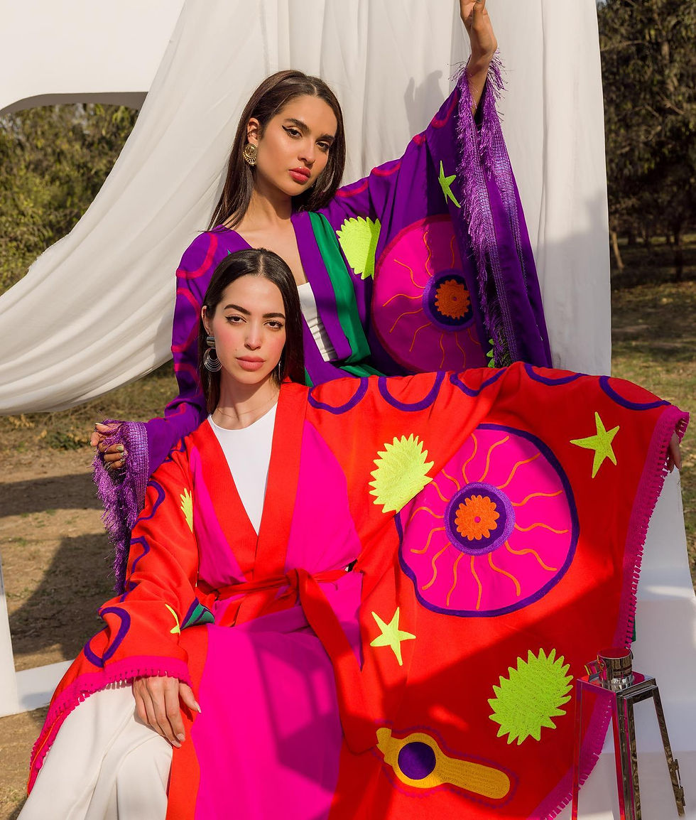 Thumbnail: Mehra double colored embroidery wide sleeves kaftan 