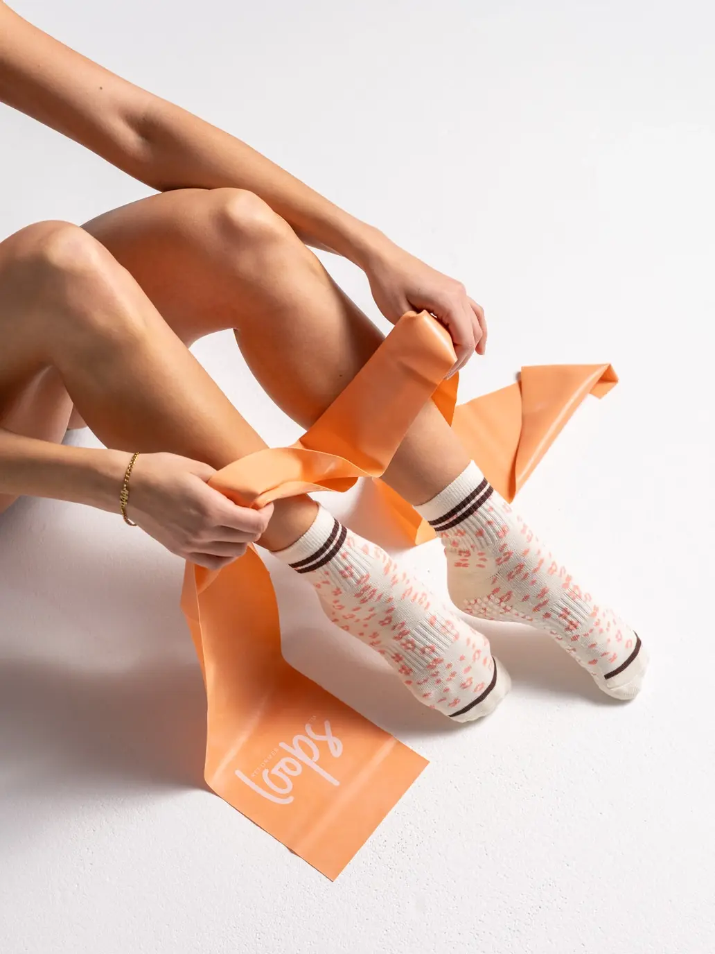 Loops Cheetah Socks (CORAL)