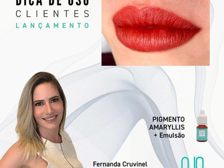 Lábios com Amaryllis