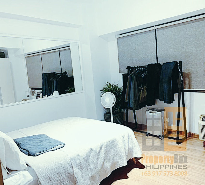 Thumbnail: FOR SALE Icon Residences 1 Bedroom Flat across the Golf Course in BGC