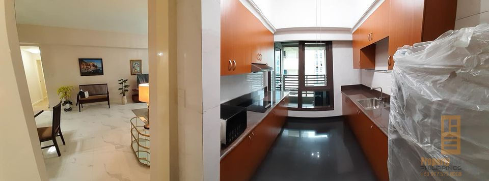 Thumbnail: The Shang Grand Tower 2 Bedroom Condo Makati forSale
