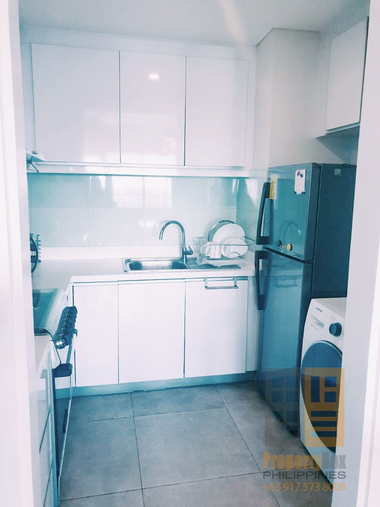 Thumbnail: FOR RENT Icon Plaza Deluxe 1 Bedroom Condo BGC