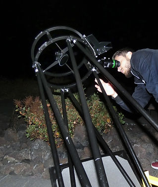 Télescope de 300mm utilisé lors d'une soirée de Cap Astro en Gironde, agglomération bordelaise