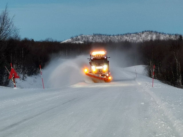 Séjour d'observation des aurores boréales en Finlande - Déneigement des routes