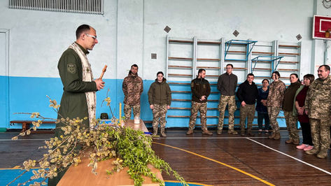 May the holy willow protect our entire Ukrainian family and grant peace and faith