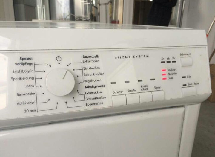 Миниатюра: Сушильная машина AEG Lavatherm Carat