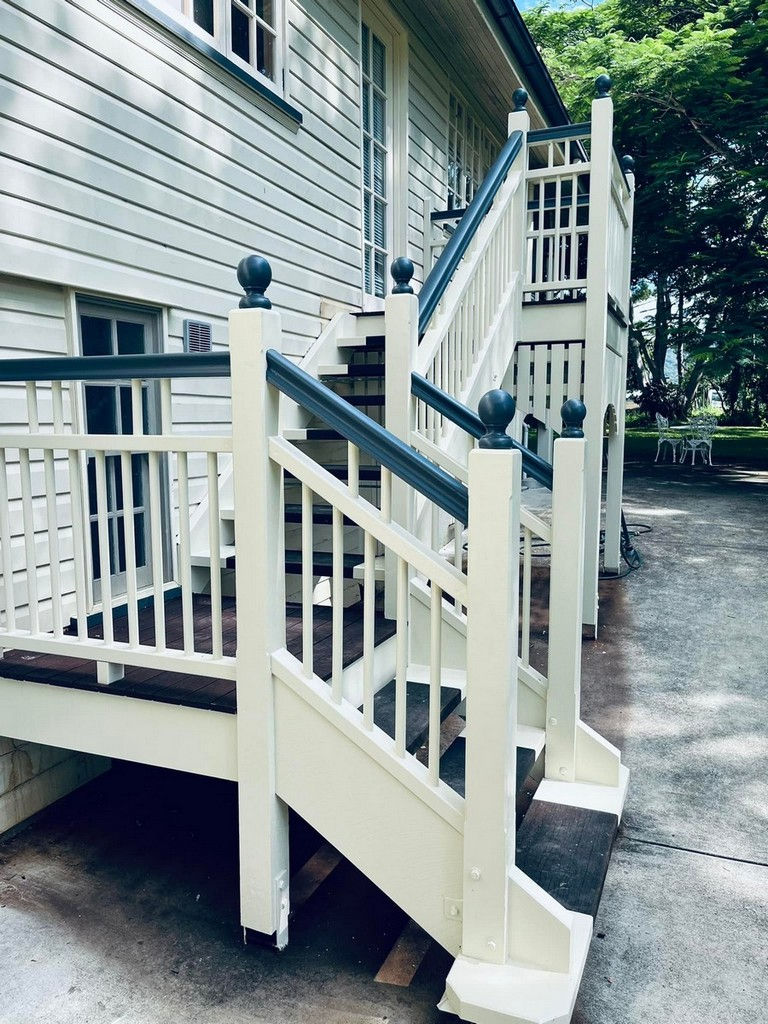 Queenslander hardwood timber stairs Samsonvale
