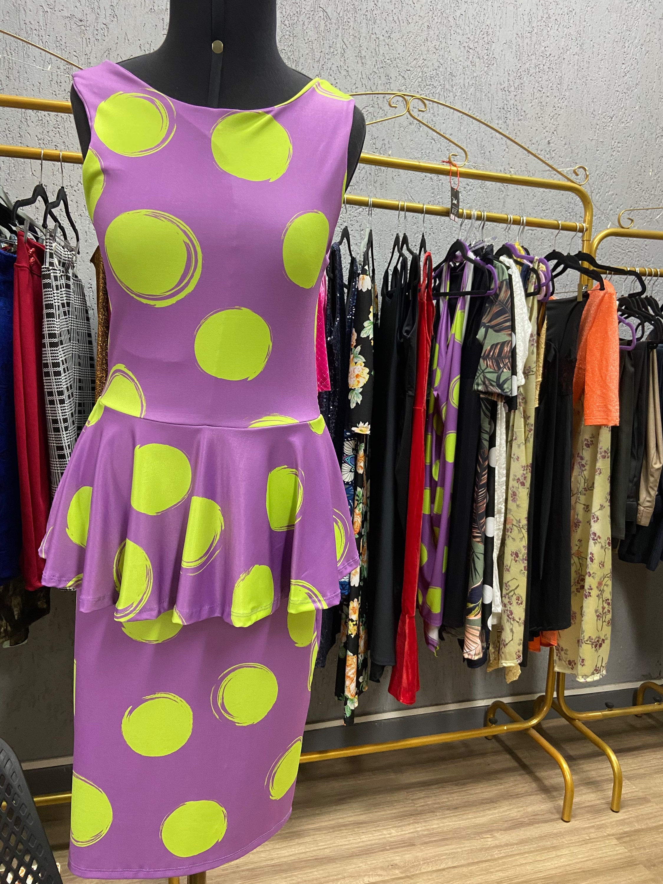 Vestido babado - roxo e verde