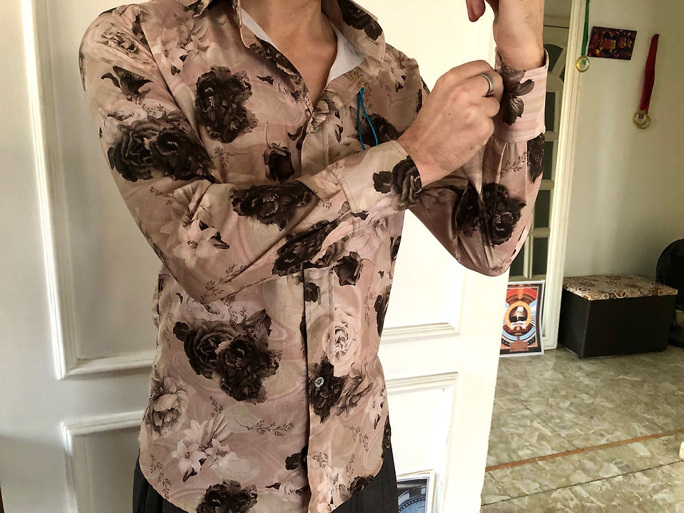 Men's Shirt. - P / M rose floral