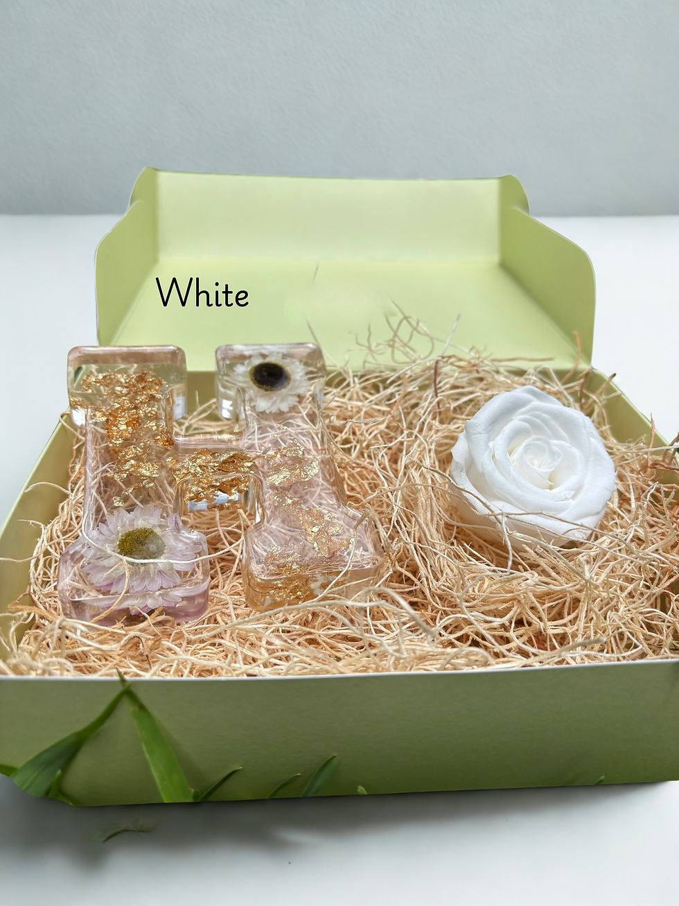 Thumbnail: Resin Letter and Rose Gift Box