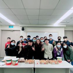 LINE_ALBUM_Merry Christmas_220209_3.jpg