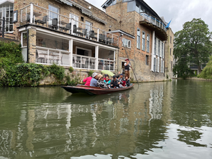 A Day in Cambridge: Sharing the Wonders of Knowledge and History