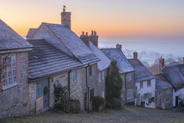 A frosty morning at Gold Hill, Shaftesbury