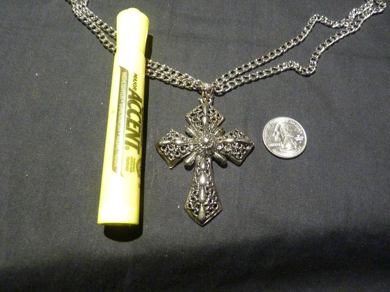Thumbnail: PENDANT (Non-Magnetic) Filigree Cross with 22" Chain (Magnetic)