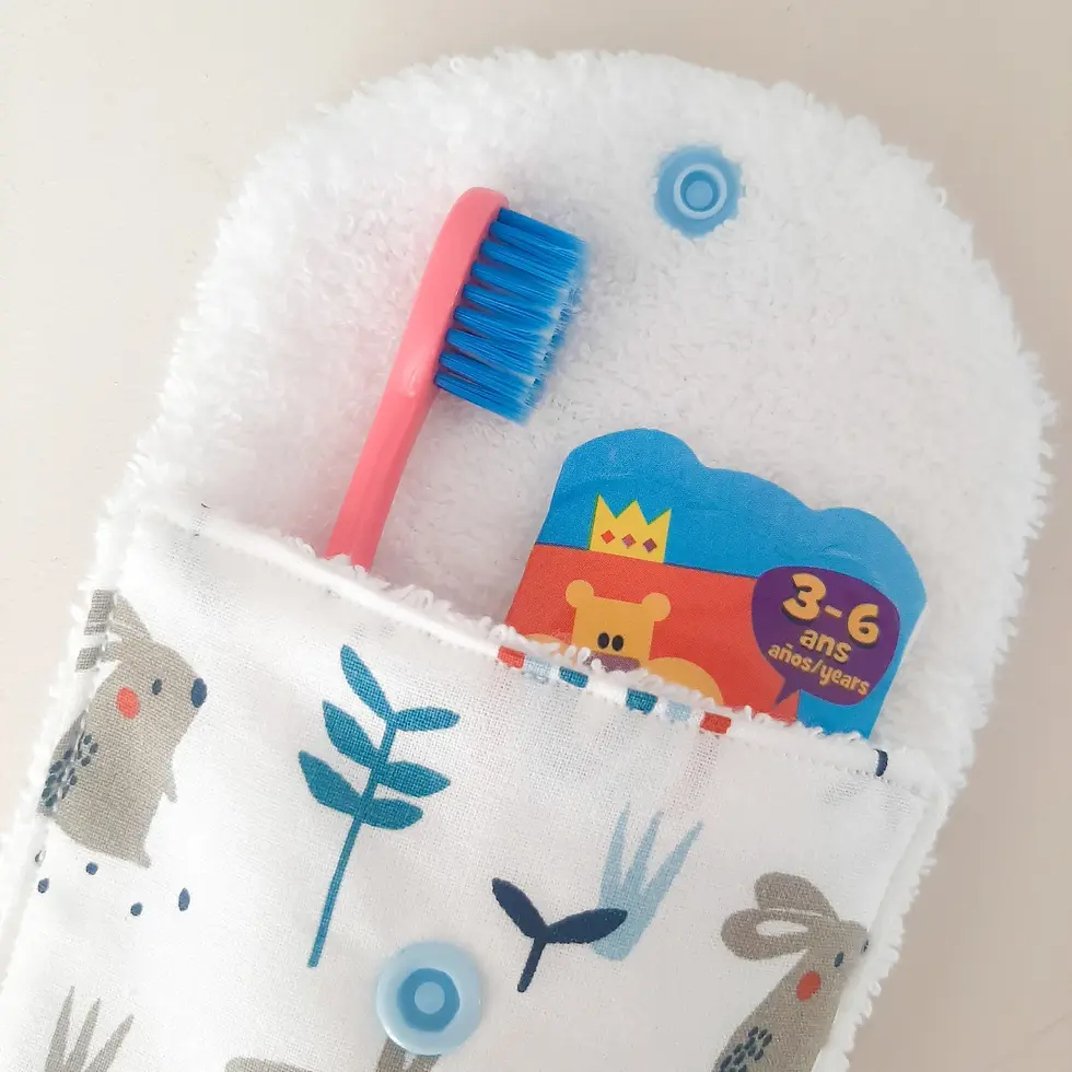 Miniature : Etui à brosse à dents pour enfant créé par Mes cadeaux toudoux en Bretagne