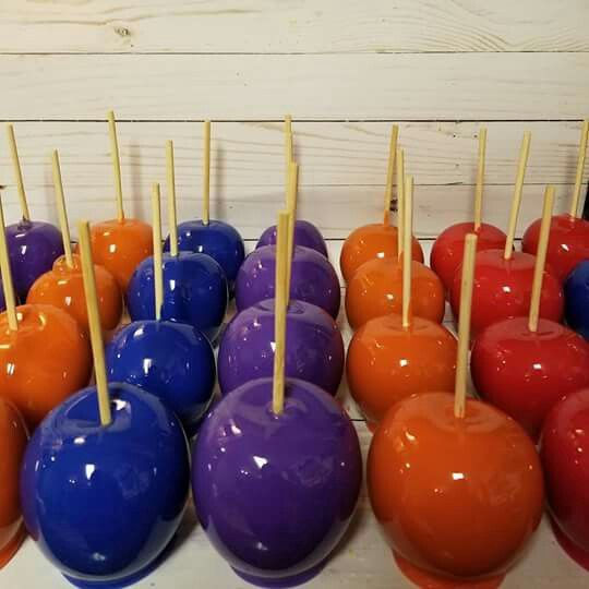 Thumbnail: Flavored Hard Candy Apples (12)
