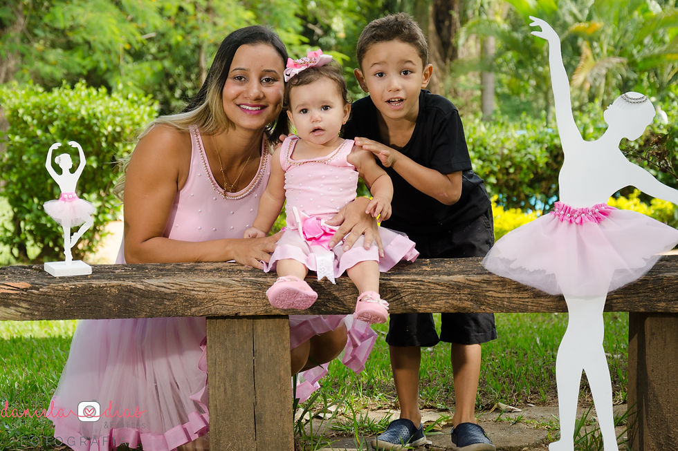 Júlia e Família
