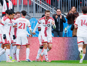 Toronto FC 2–1 Columbus Crew: Late Zimmerman Header Seals Comeback Victory