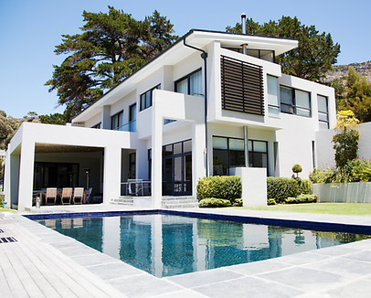 Large Modern House with Pool