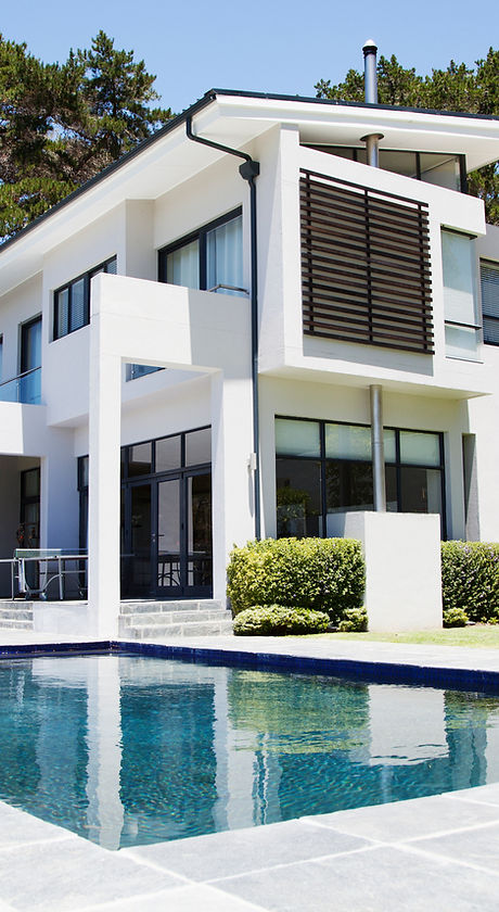 Large Modern House with Pool