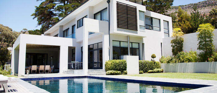 Large Modern House with Pool