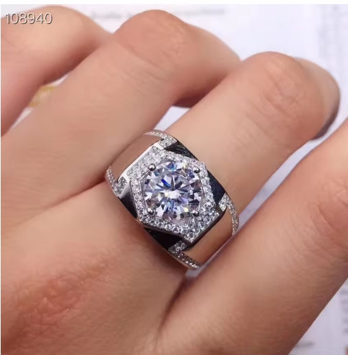 Thumbnail: Moissanite Wedding Ring 