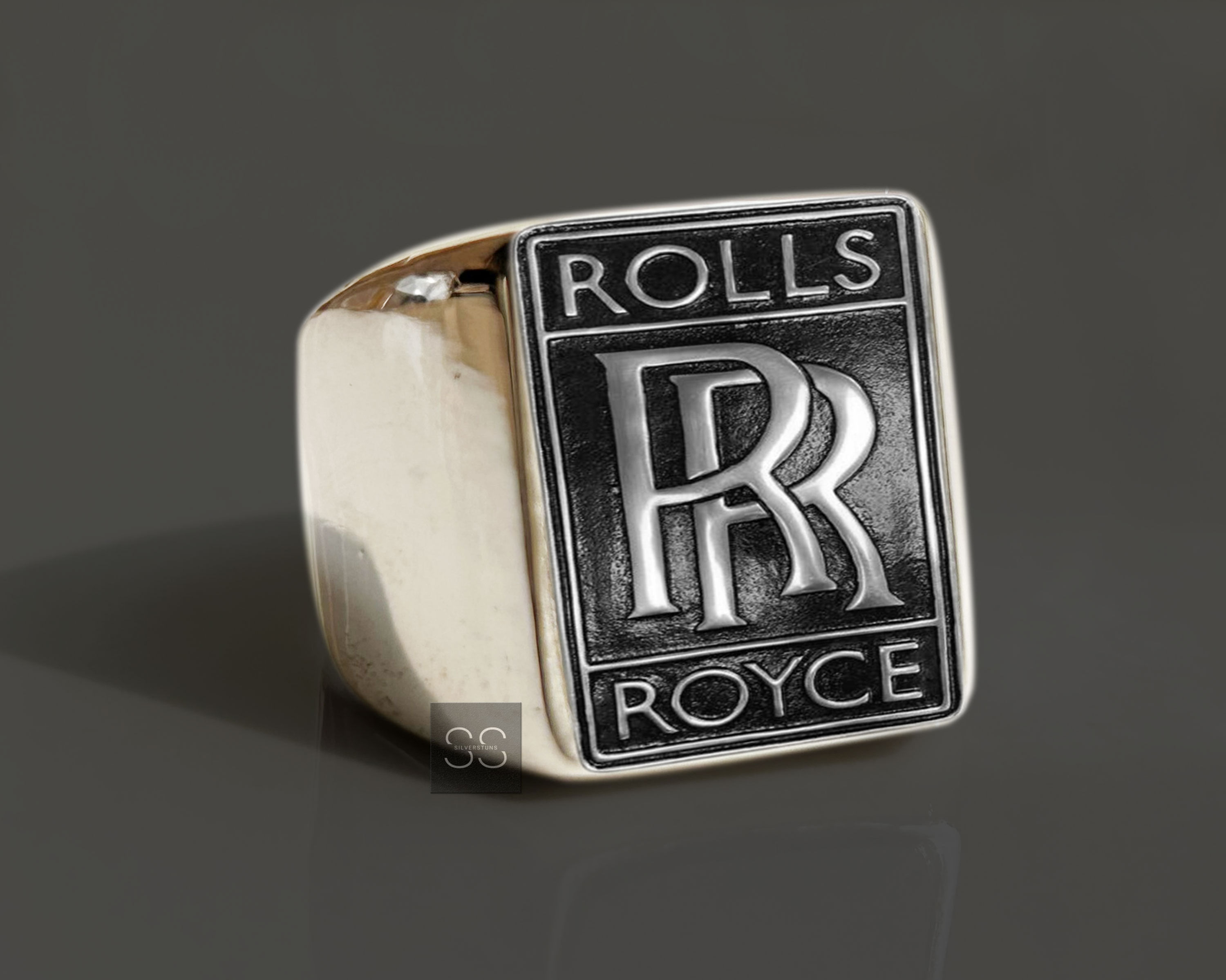 Rolls Royce Vintage Ring