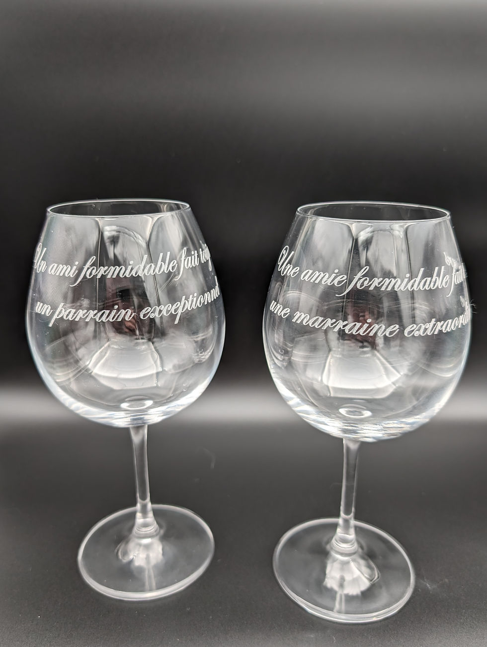 Miniaturbild: verre à pied personnalisé à la phrase de votre choix
