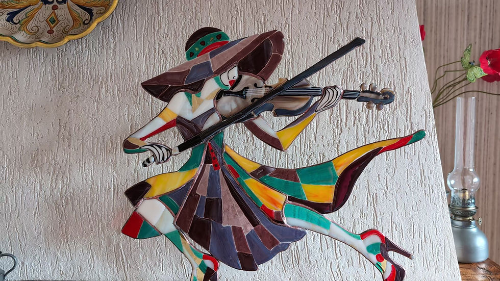 Miniatura: vidéo sculpture de verre la violoniste