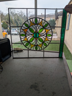 vue de la rosace àl a lumière terminée