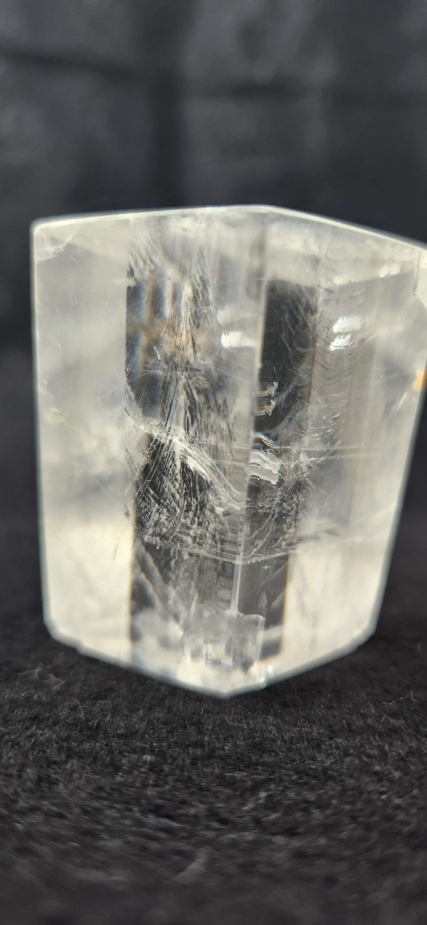 Optical Calcite Cube