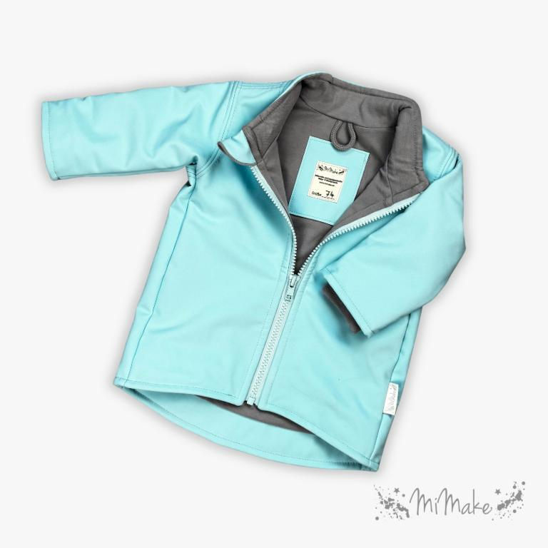 Handgefertigte türkisfarbene Softshelljacke Gr. 74 von MiMake – Vorderansicht