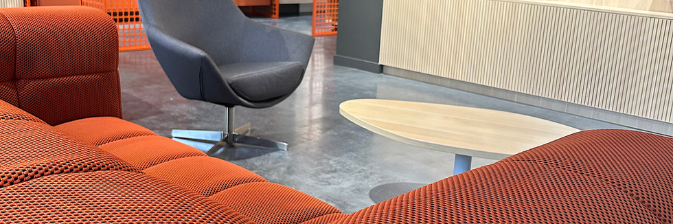 lea-jumeaux-agence-design-espacce-decoratrice-architecte-merchandising-etalagiste-interiur-hautsdefrance-opticien-lens-lille-douai-bethune-arras-boulogne-decor-immersif-agencement-design-emotion-concept-ufdi-metal-art-galerie-boutique-magasin