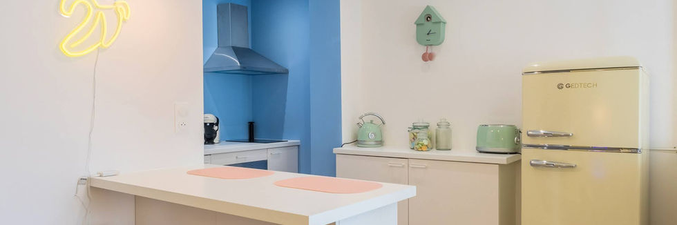 LA CONFISERIE - airbnb-leajumeaux-hautsdefrance-decor-immersif-ambiance-concept-investisse