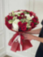 Miniatura: Luxury Red  Hand-Tied Bouquet of Fresh Seasonal Flowers | Le Boutique Royal