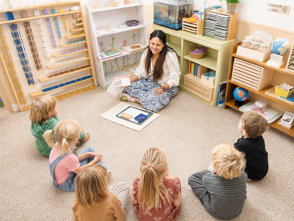 Little Blooms Montessori Preschool - Bilingual and Certified Montessori Teacher instructing her students in a warm manner - Sandy, Utah