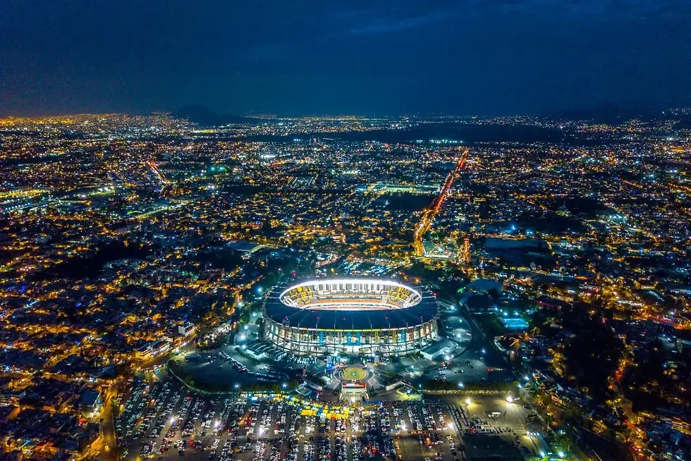 Foto do estádio de futebol no México