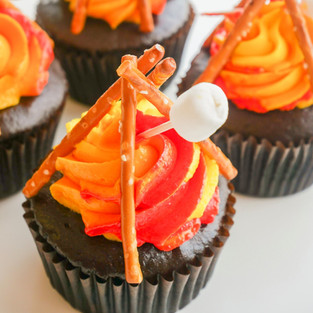 Sweetology DIY Decorating Kits for Cookies & Cakes!